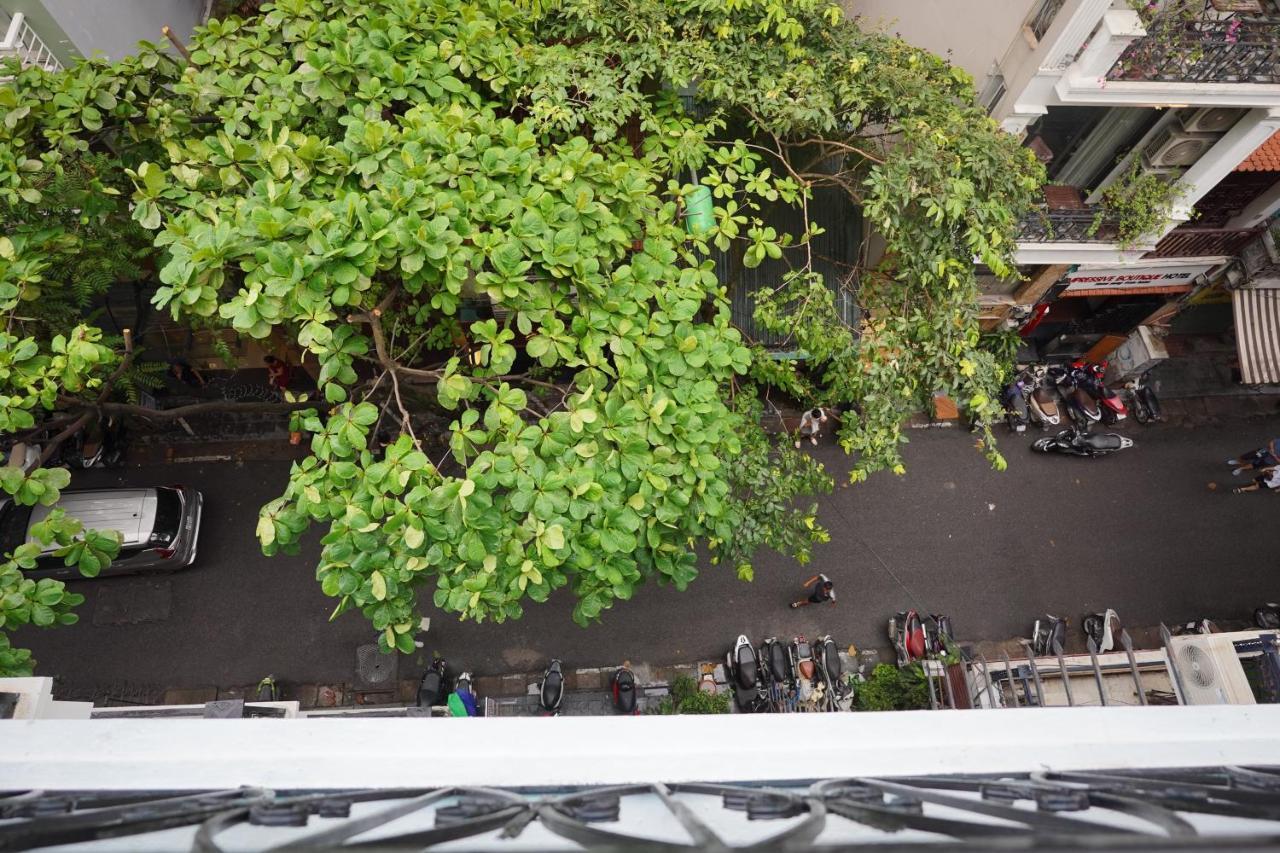 Hanoi Capital Premium Hotel Екстер'єр фото