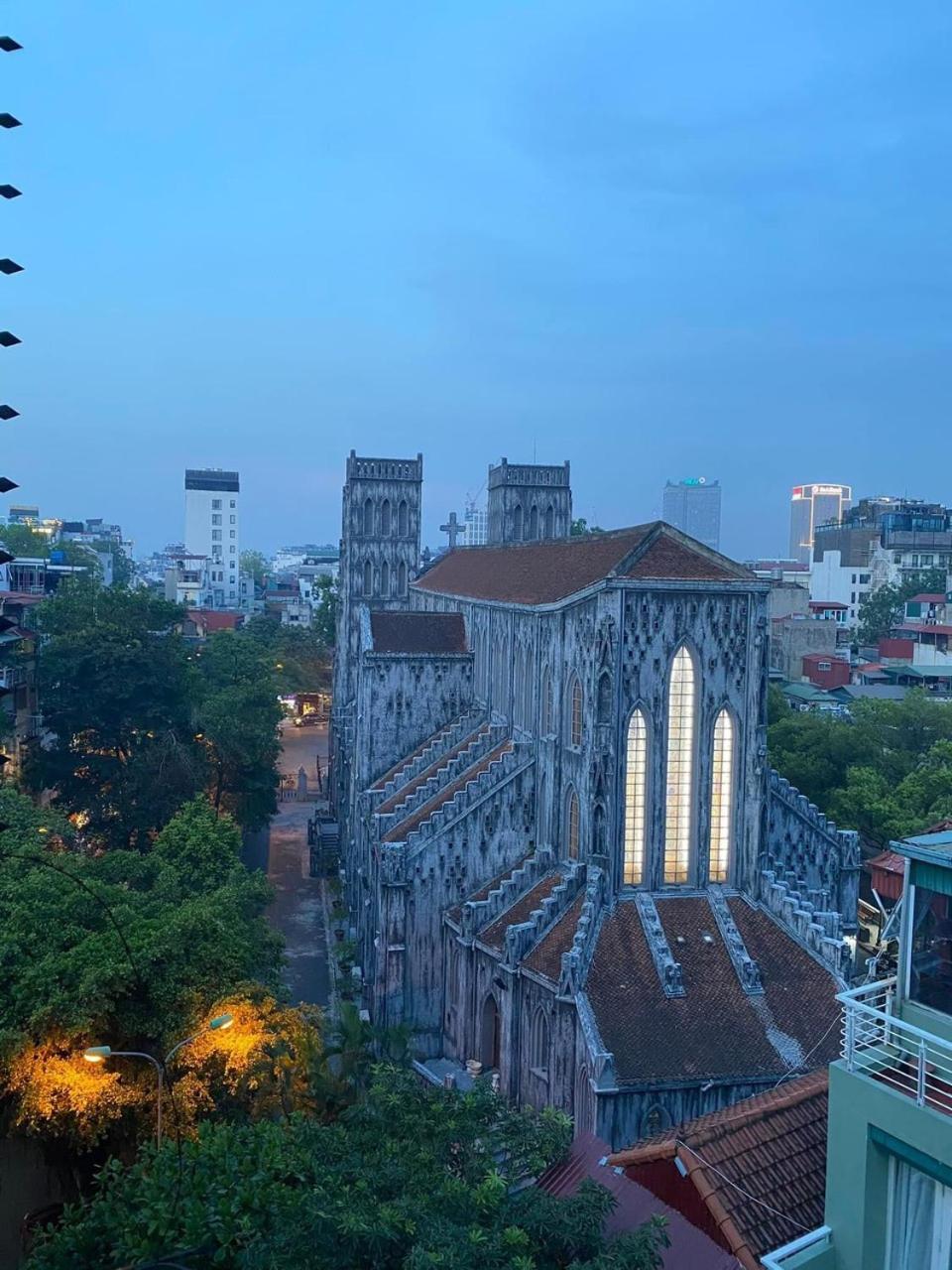 Hanoi Capital Premium Hotel Екстер'єр фото